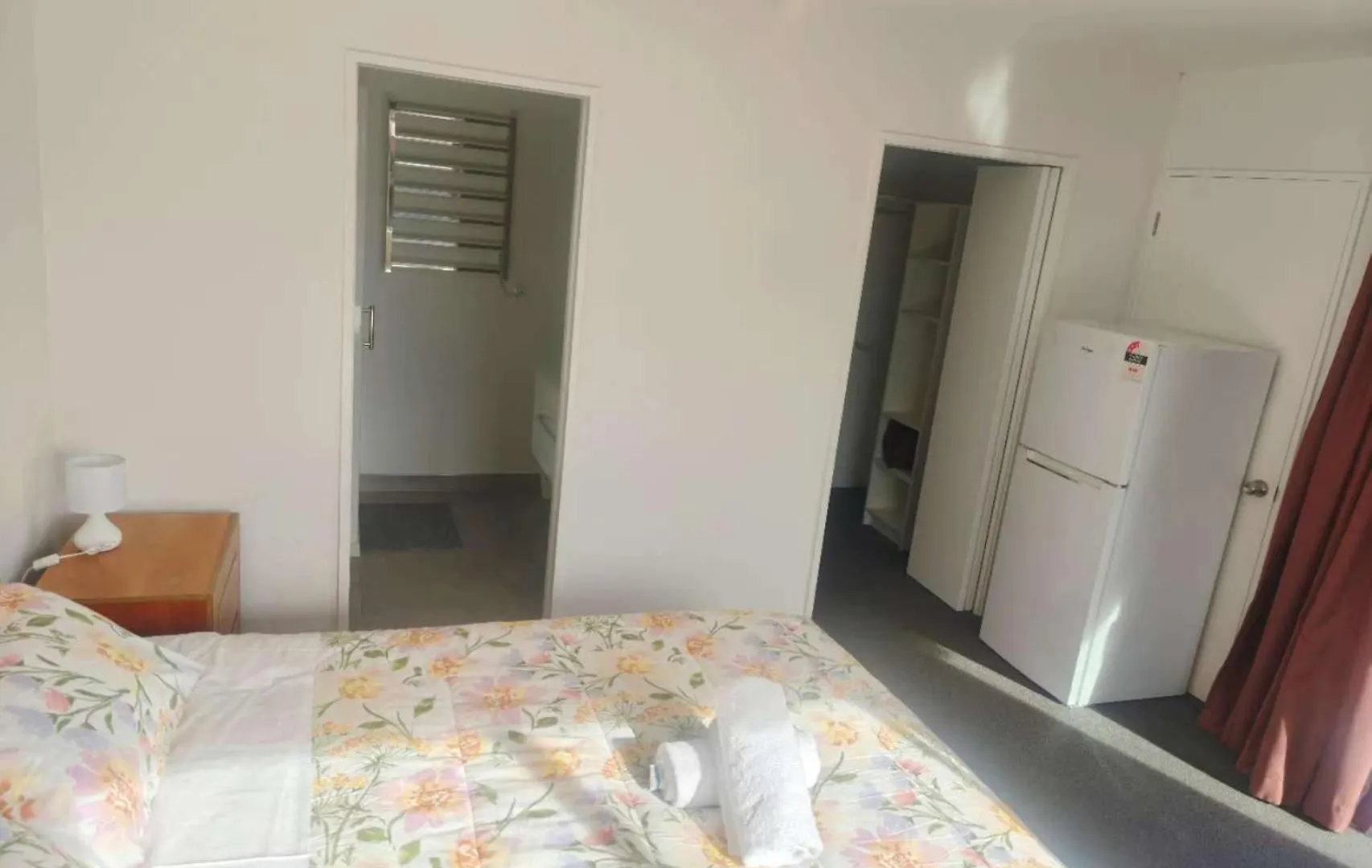 One Room Studio Near Airport Christchurch